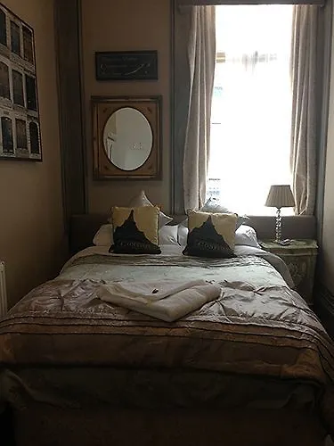 *** Hotel Innit Marina Brighton United Kingdom