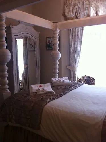 Hotel Innit Marina Brighton